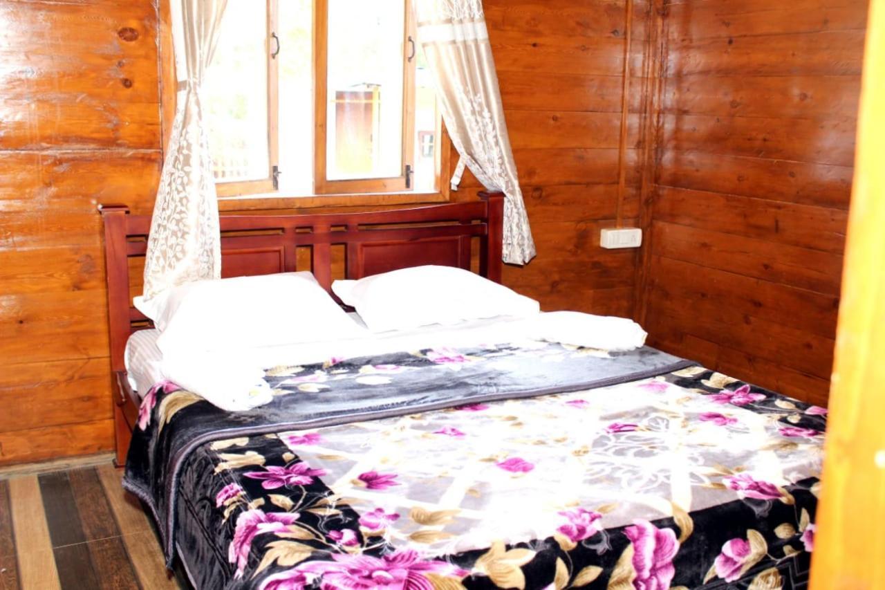 Vicky Wood House Vila Ooty Exterior foto